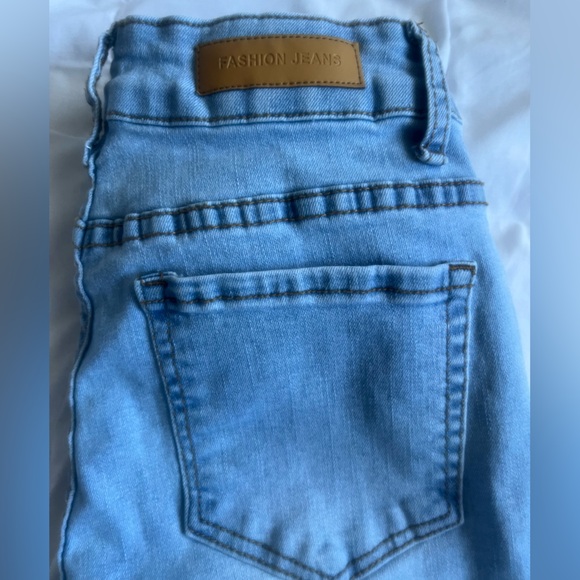 CUTE FLARED JEANS - Picture 3 of 4